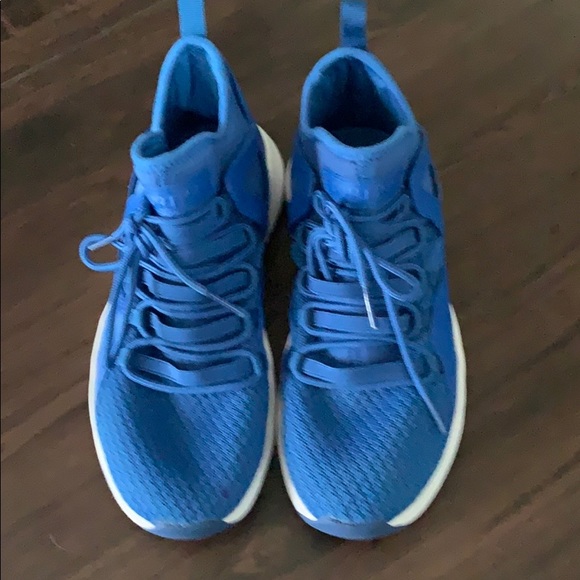 Air Jordan Youth gym shoes - Picture 2 of 3